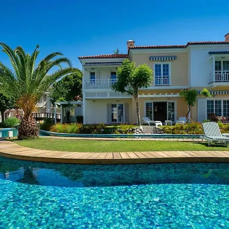 فيلة Sea Canal Townhouse *