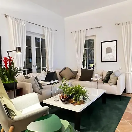 Sea Canal Townhouse فيلة غوجيك