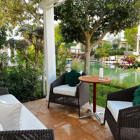 Sea Canal Townhouse فيلة